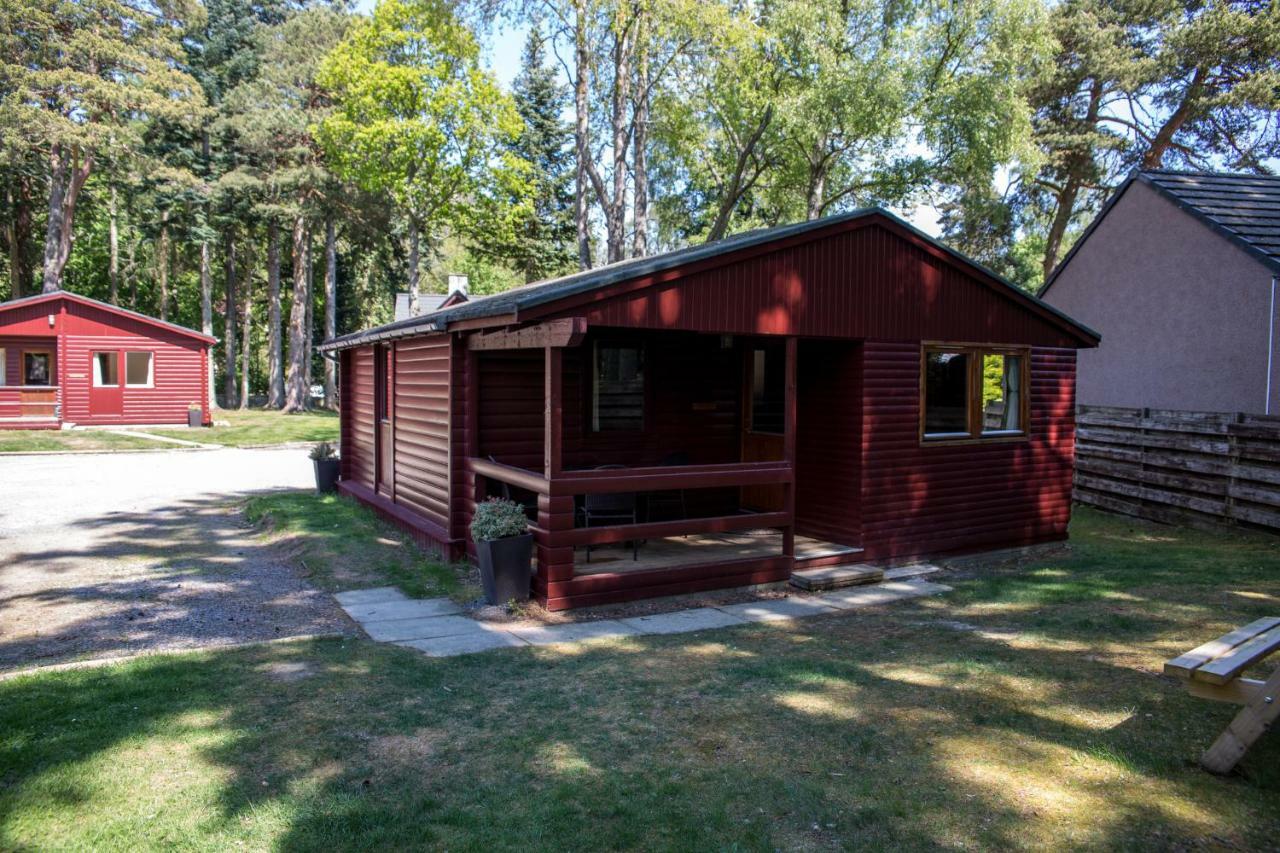 Invercauld Lodges Баллатер Экстерьер фото